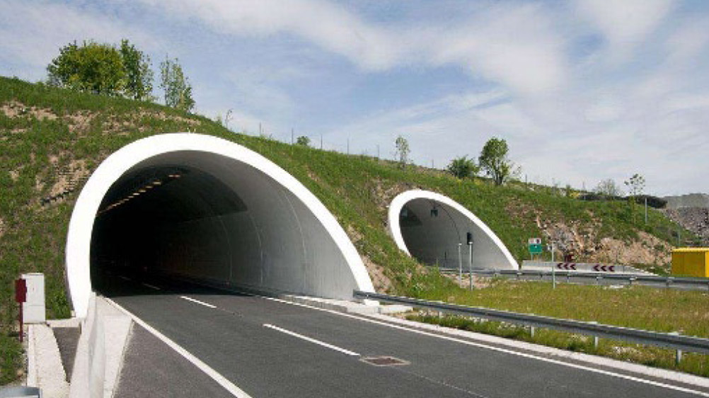 隧道、橋梁